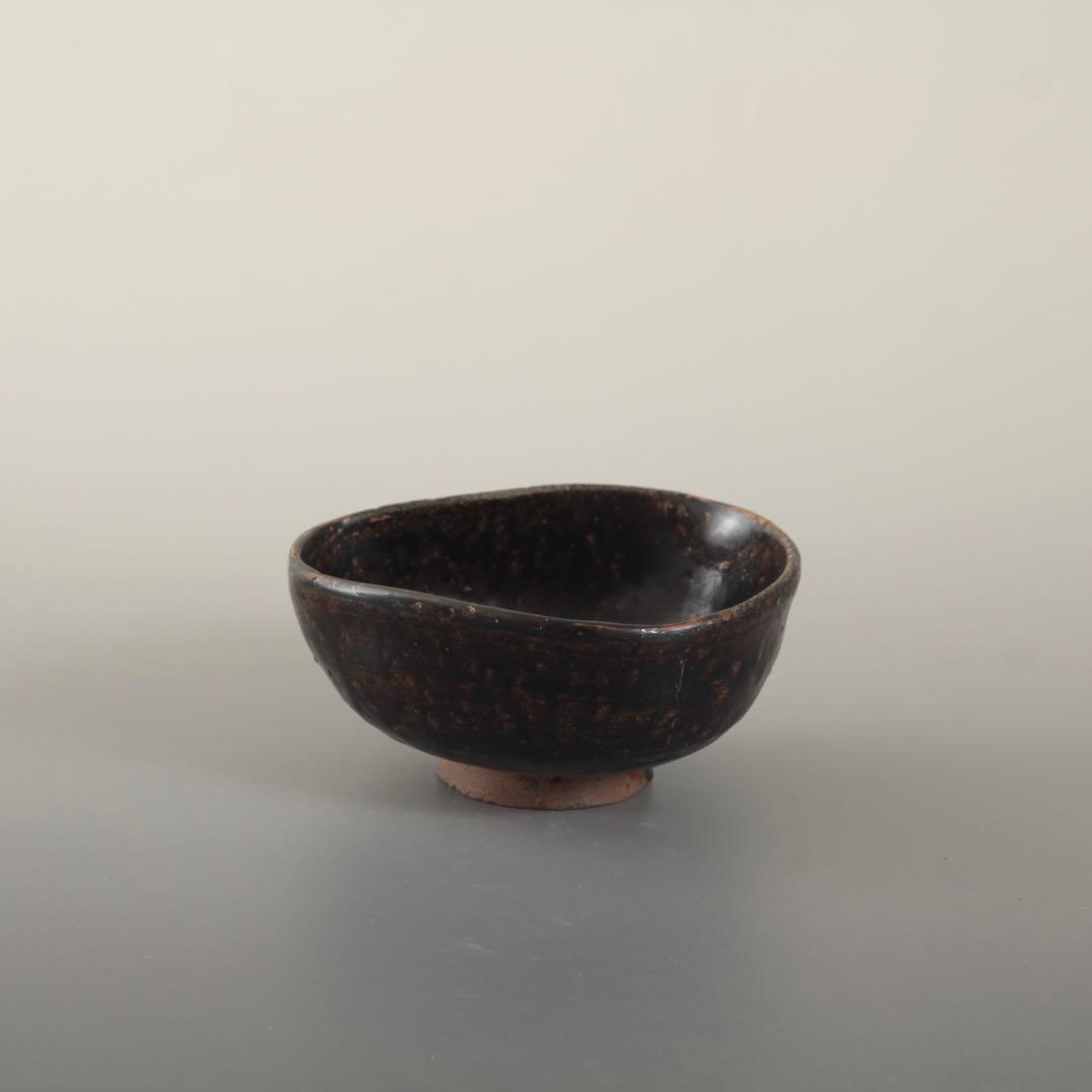 黒唐津 茶碗 17世紀 古唐津 茶道具 古美術 古道具 アンティーク