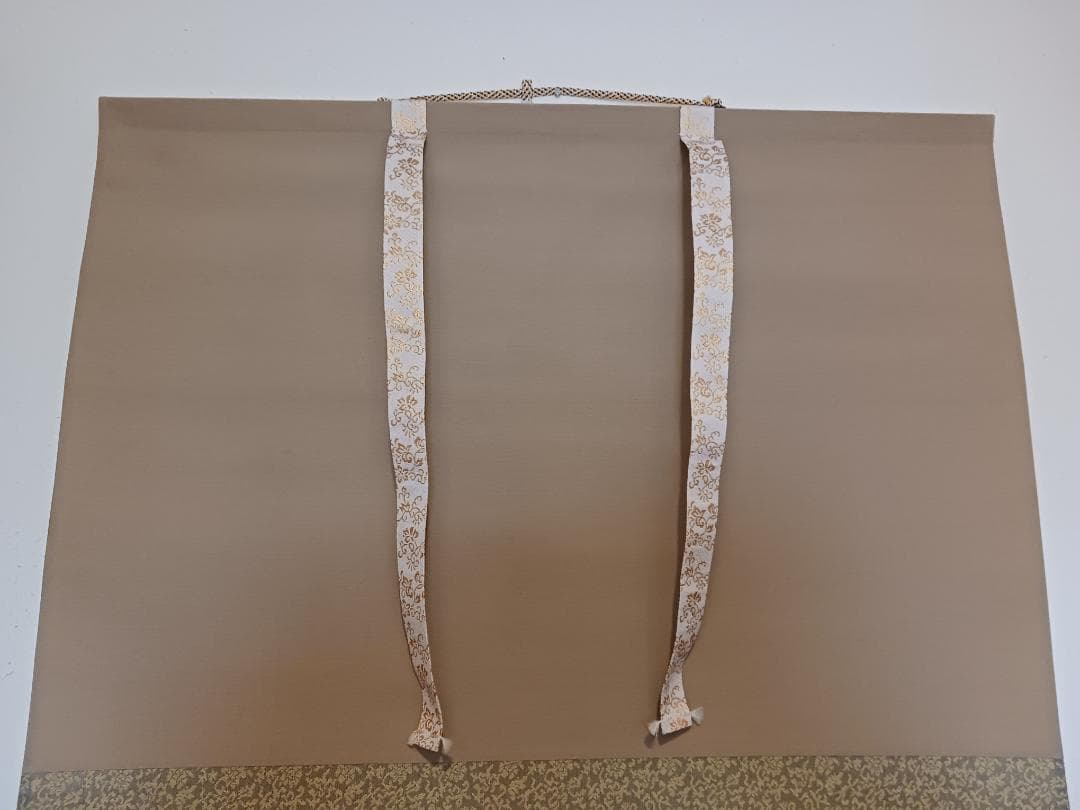 【春雪作】丹頂鶴と亀 松竹梅 美品 高級掛軸 日本画 縁起物