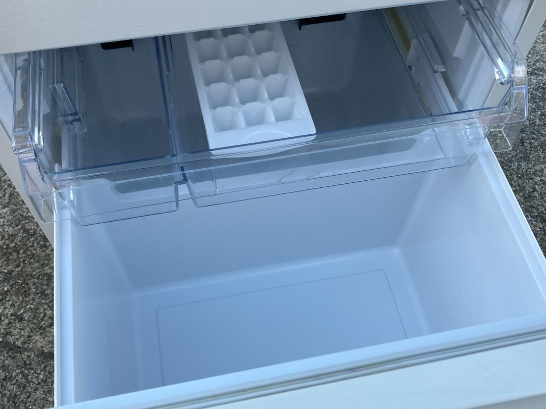 愛知岐阜/送料込★アクア 157L冷蔵庫 AQR-16G (W)　2018年製