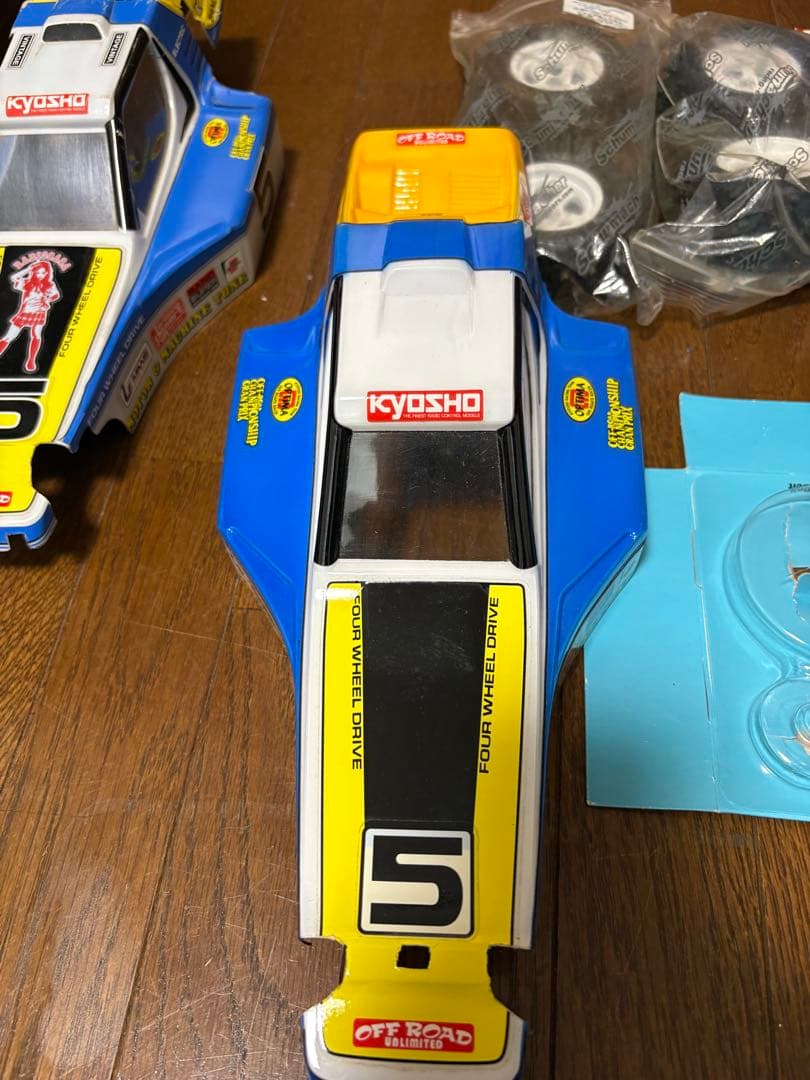 京商オプティマ (ターボオプティマ仕様) ボディー4枚、メカ一式とオプション付き