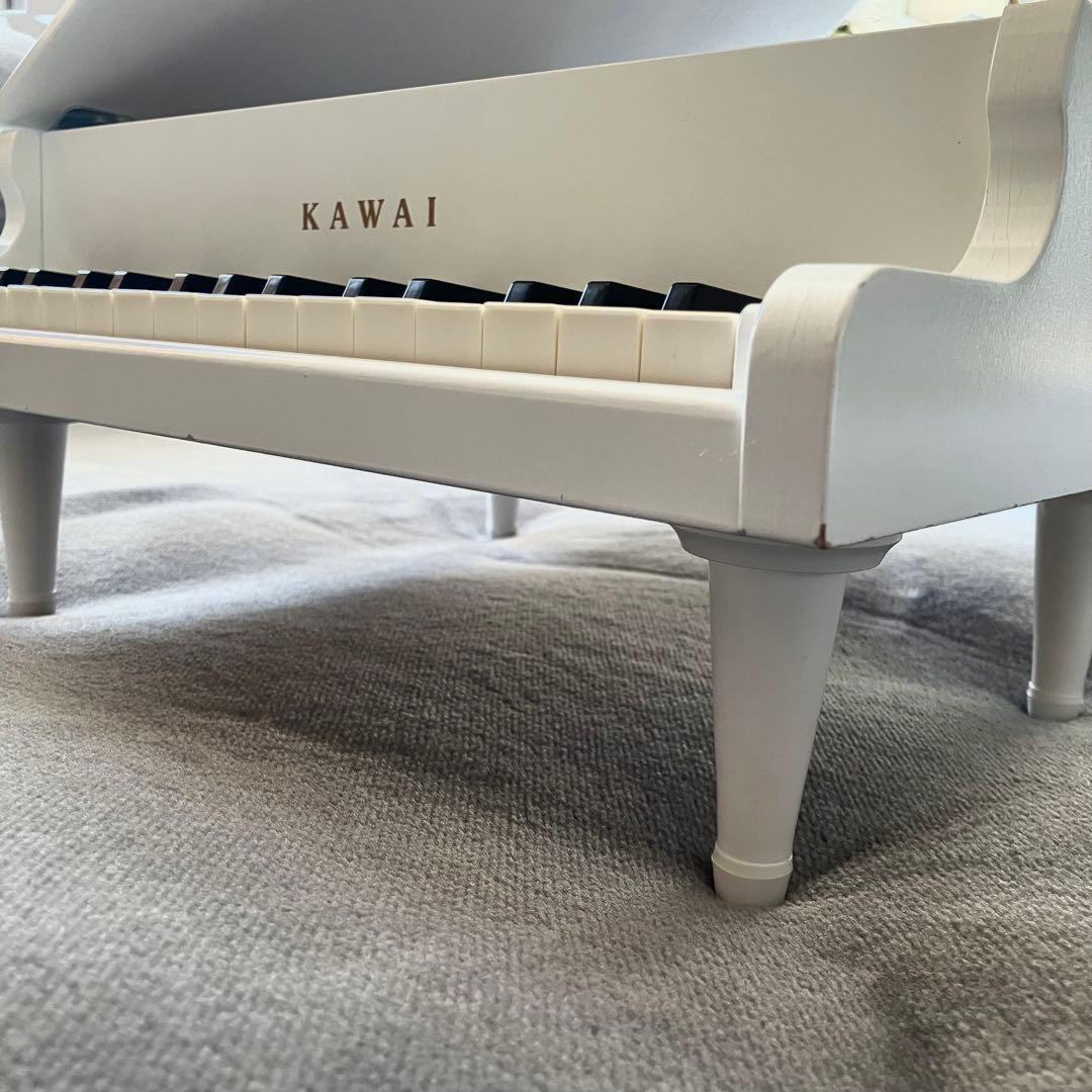 カワイ　イマジナリウム　グランドピアノ ホワイト　32鍵　直営店限定　日本製