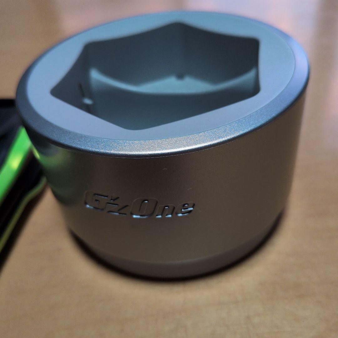 GzOne TYPE-XX グリーン折りたたみ式