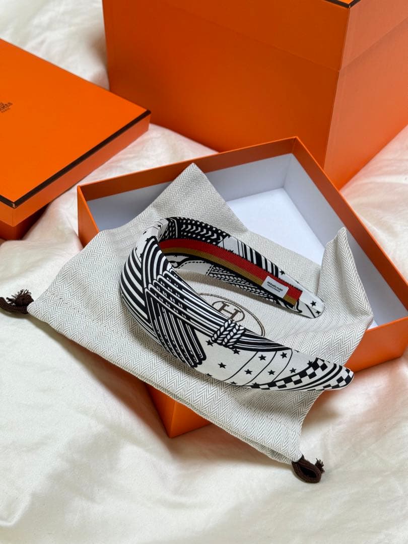 人気　エルメス　カチューシャ　ヘアバンド　ヘアアクセサリー　ジナ　ジグザグ