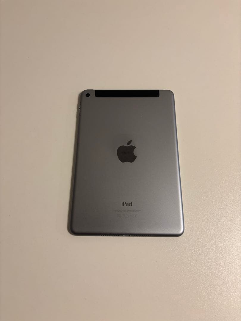 【極美品】iPad mini 4 セルラータイプ　スペースグレー カバー付き