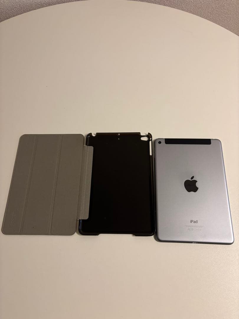 【極美品】iPad mini 4 セルラータイプ　スペースグレー カバー付き