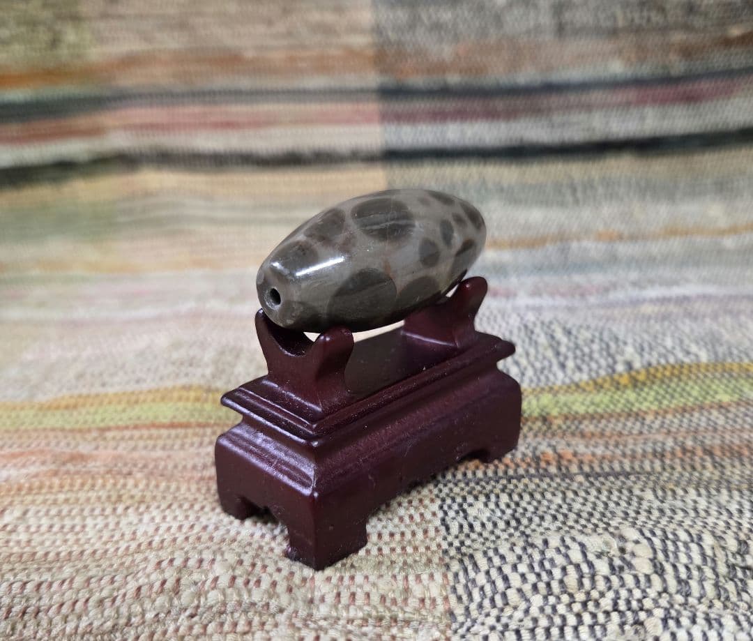 886　天珠　希少　釈迦偉伝　水晶質瑪瑙　西蔵　金剛　仏舎利！