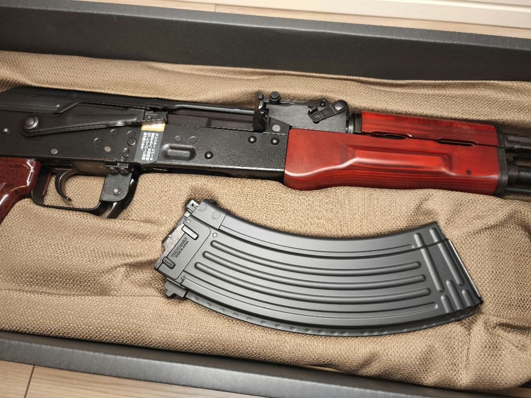 東京マルイ　AKM ガスブローバックマシンガン 未使用