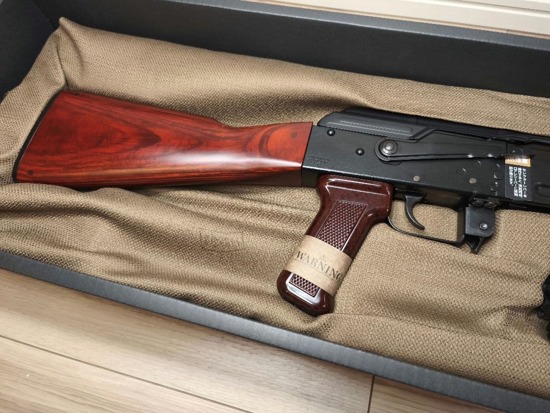 東京マルイ　AKM ガスブローバックマシンガン 未使用