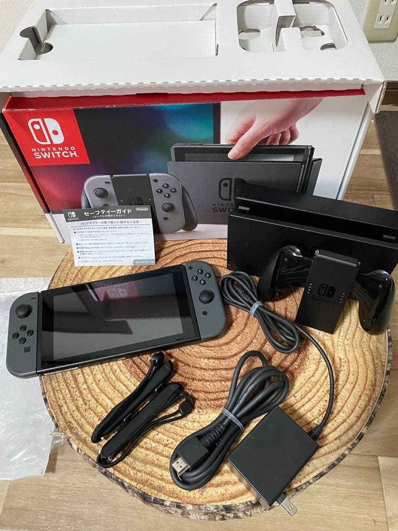 Nintendo Switch ニンテンドースイッチ本体　グレー 9