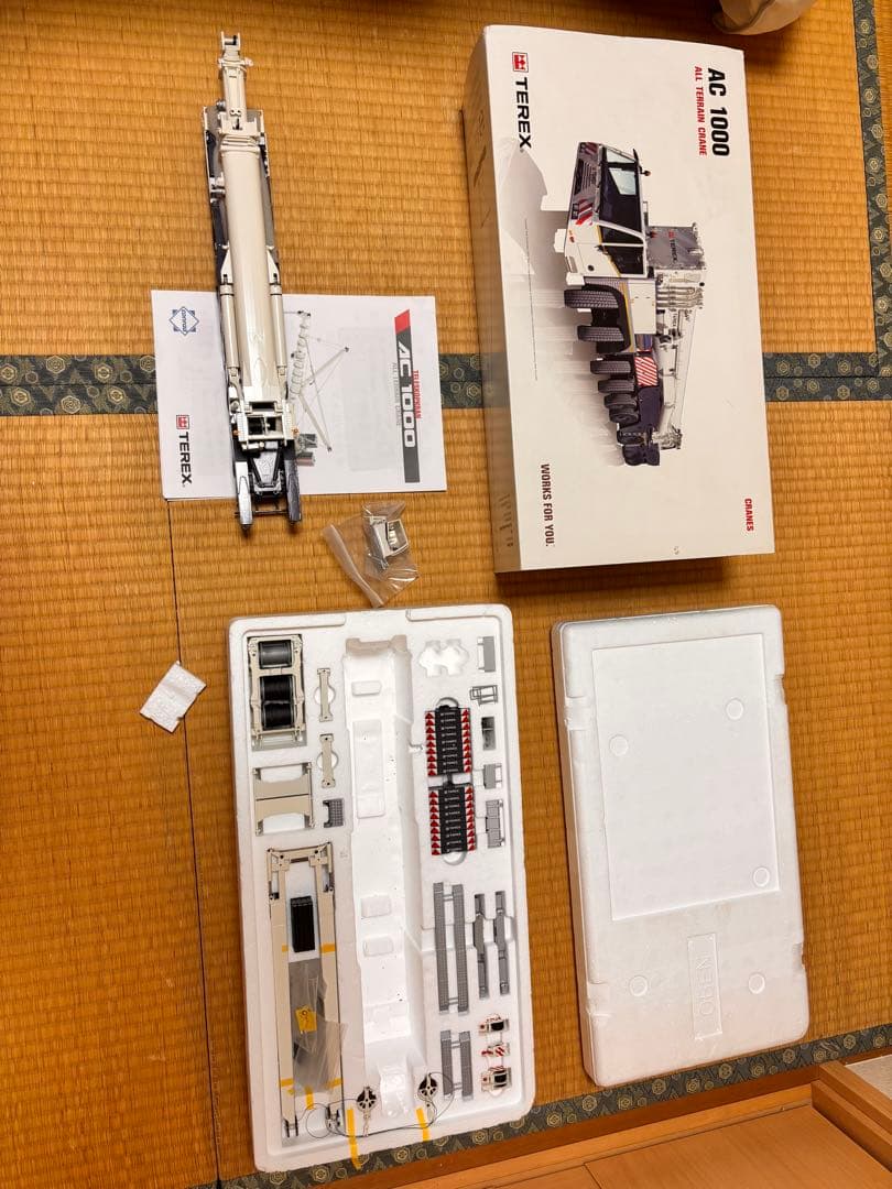 TEREX AC 1000 クレーン模型 1/50スケール
