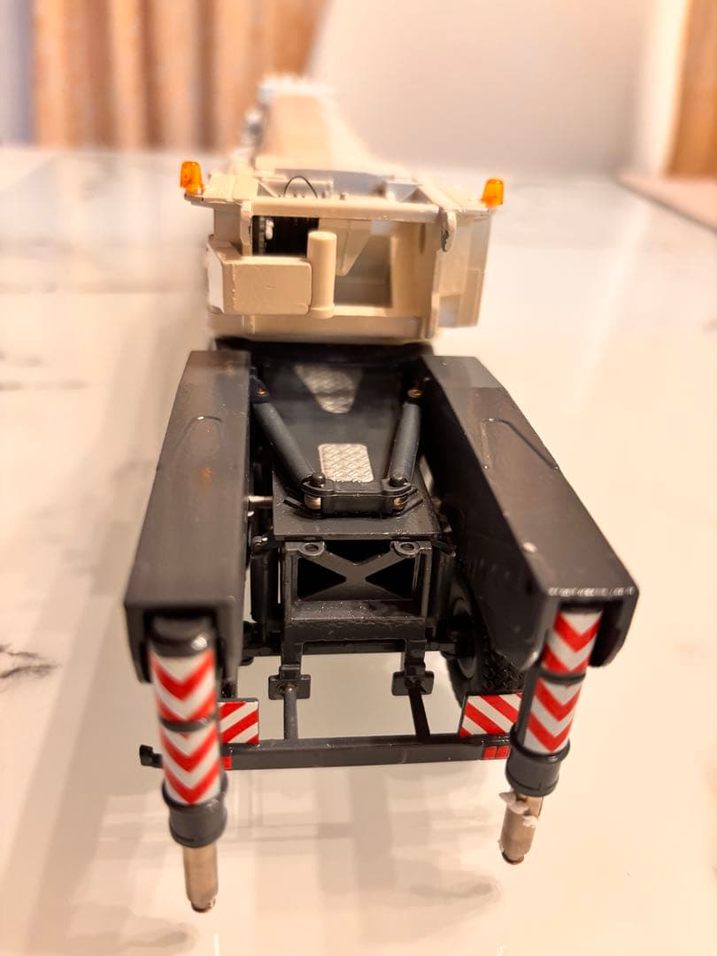 TEREX AC 1000 クレーン模型 1/50スケール