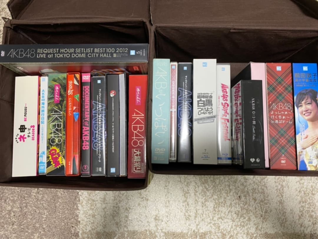 【値段交渉可】AKB48 DVD CD まとめ売り　アイドル　引退品