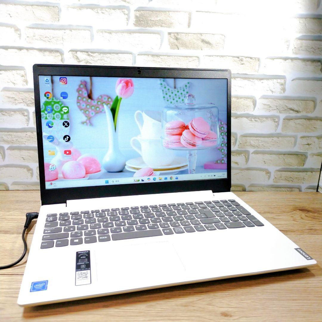 届いたらすぐ使えます✨Windows11✨️薄型ノートパソコン/DVDカメラ付き