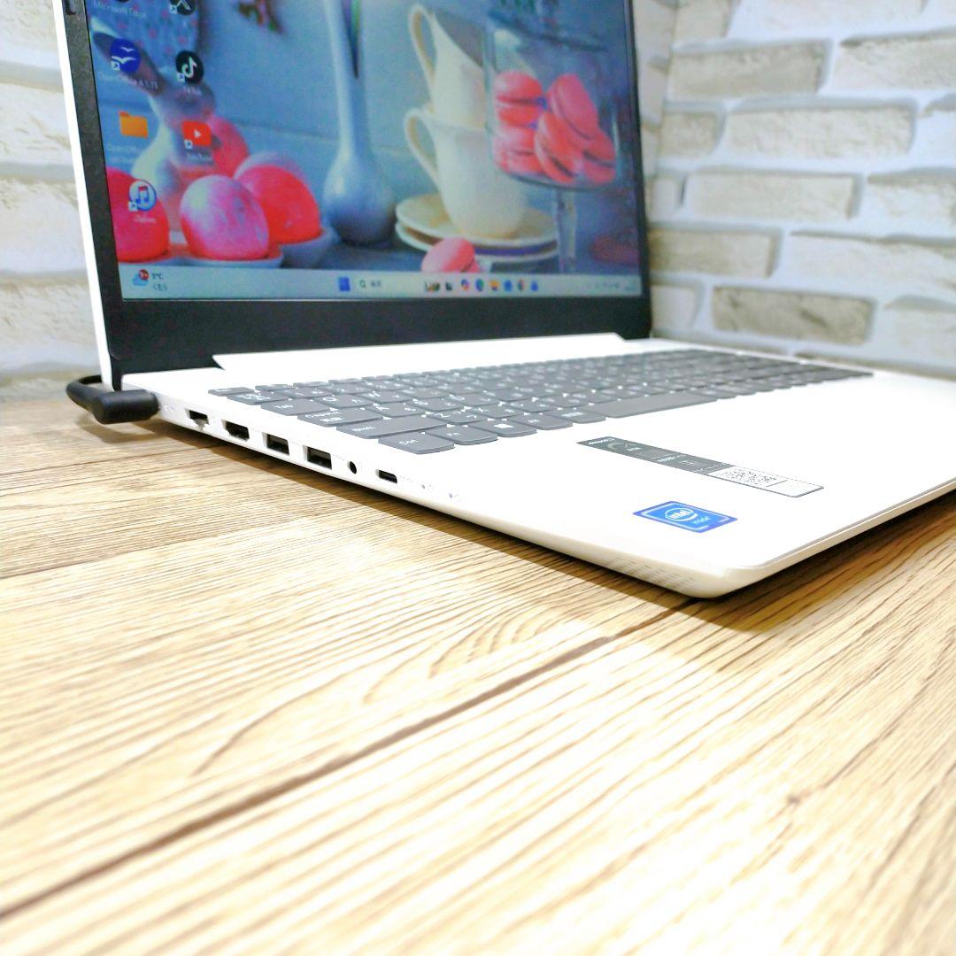 届いたらすぐ使えます✨Windows11✨️薄型ノートパソコン/DVDカメラ付き