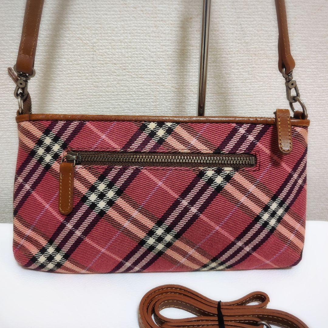 バーバリーブルーレーベル　レッド　2WAY　ショルダーバッグ　ノバチェック