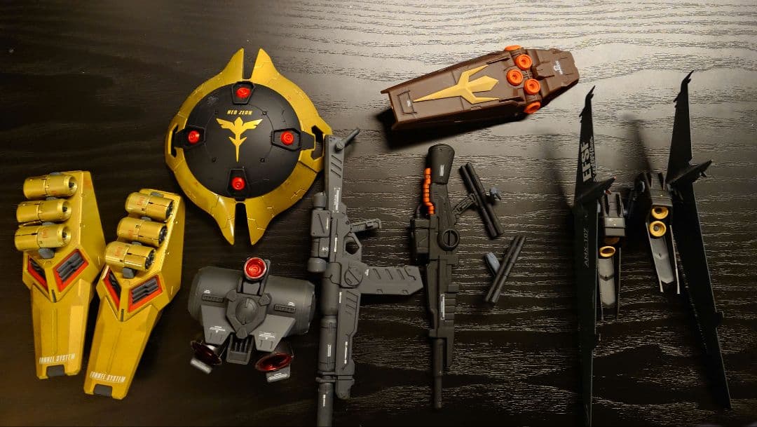 ガンプラ RE/100 塗装済みセット