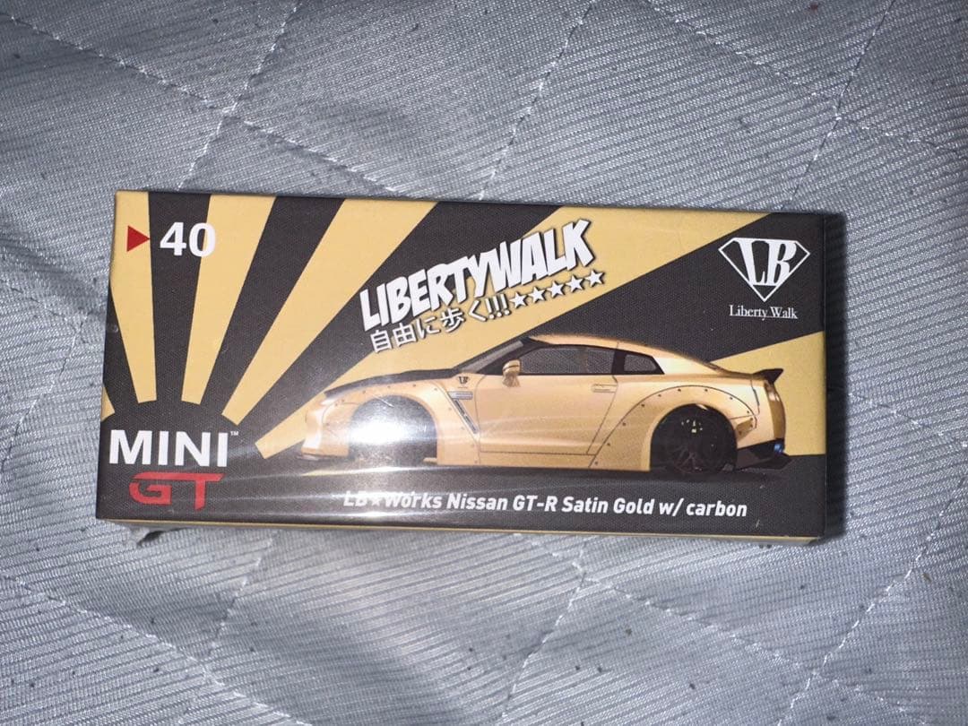 ミニカー MINI GT LB WORKS NISSAN GT-R R35 gold