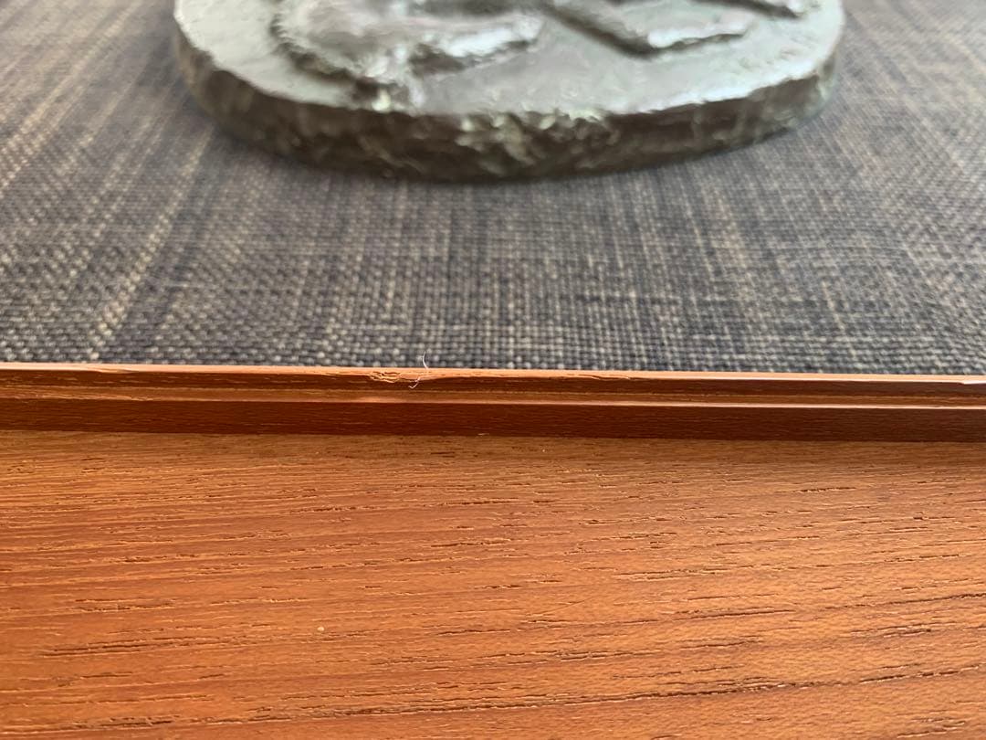 本郷 新 作　ブロンズ レリーフ『友だち』