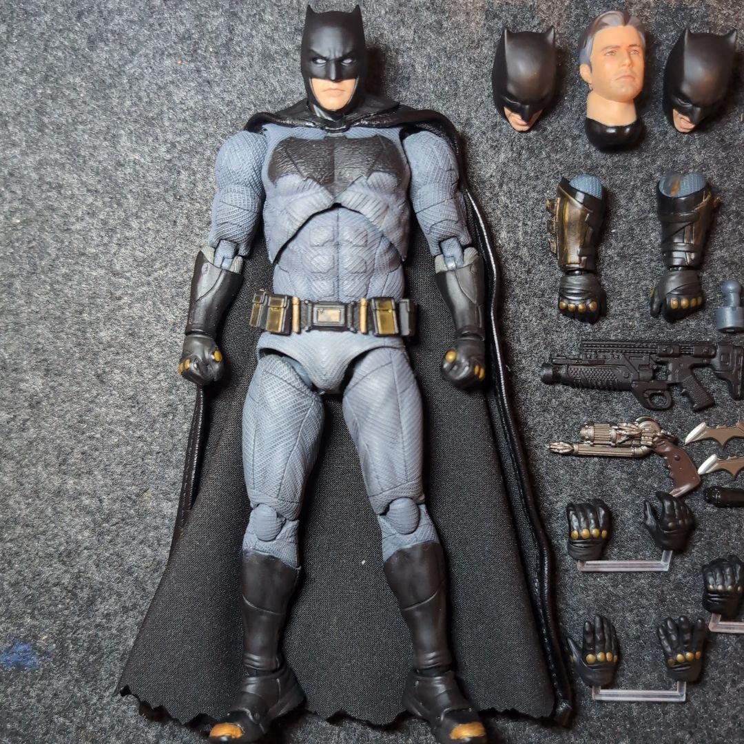 MAFEX【 バットマン 】マフェクスNo.222　ジャスティスリーグ