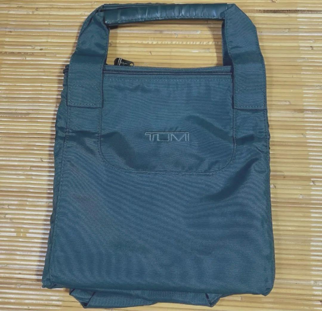 TUMI 折りたたみボストンバッグ　ダークグレー