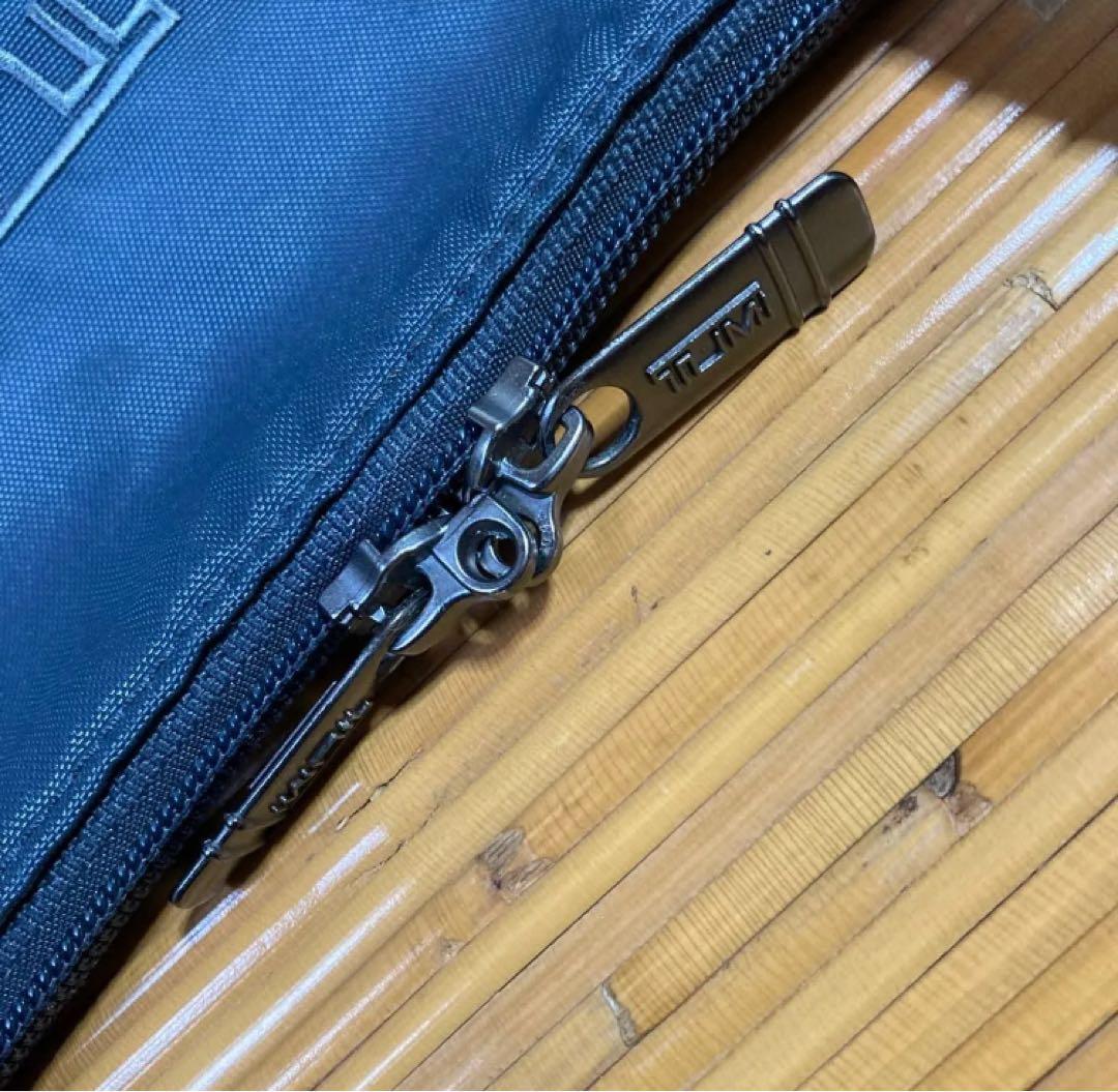 TUMI 折りたたみボストンバッグ　ダークグレー