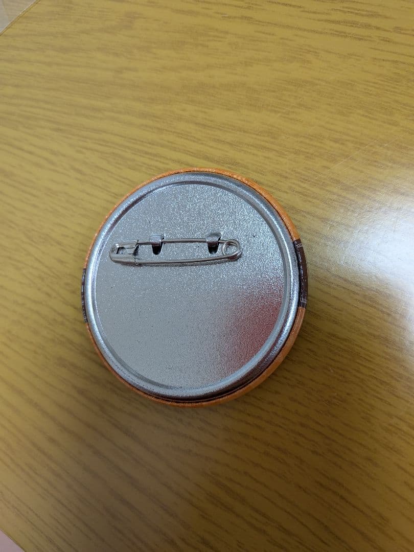 鬼滅の刃　成田アニメデッキ　紙飛行機ver　缶バッジ　15種　セット