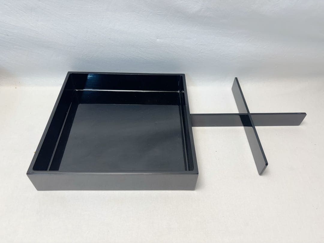 未使用 懐石道具 木曽黒塗 木製堅地 沈金松蒔絵 松花堂 弁当 6客揃 十字仕切