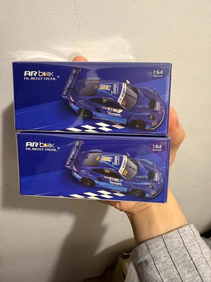 ARbox Porsche*Tempo 911 GT3 R 1:64 2台セット