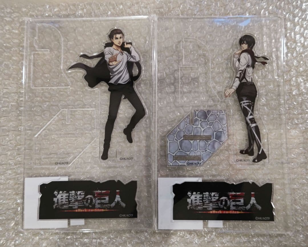 進撃の巨人 in DISH UP ビッグアクリルスタンド エレン ミカサ