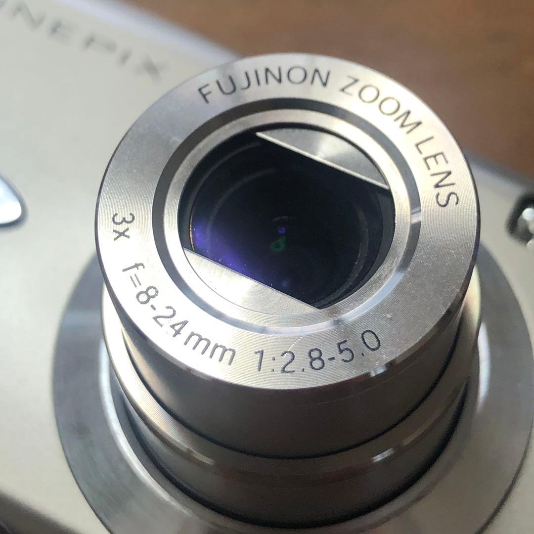 【作例あり】FUJIFILM finepix F30 CCDセンサー コンデジ