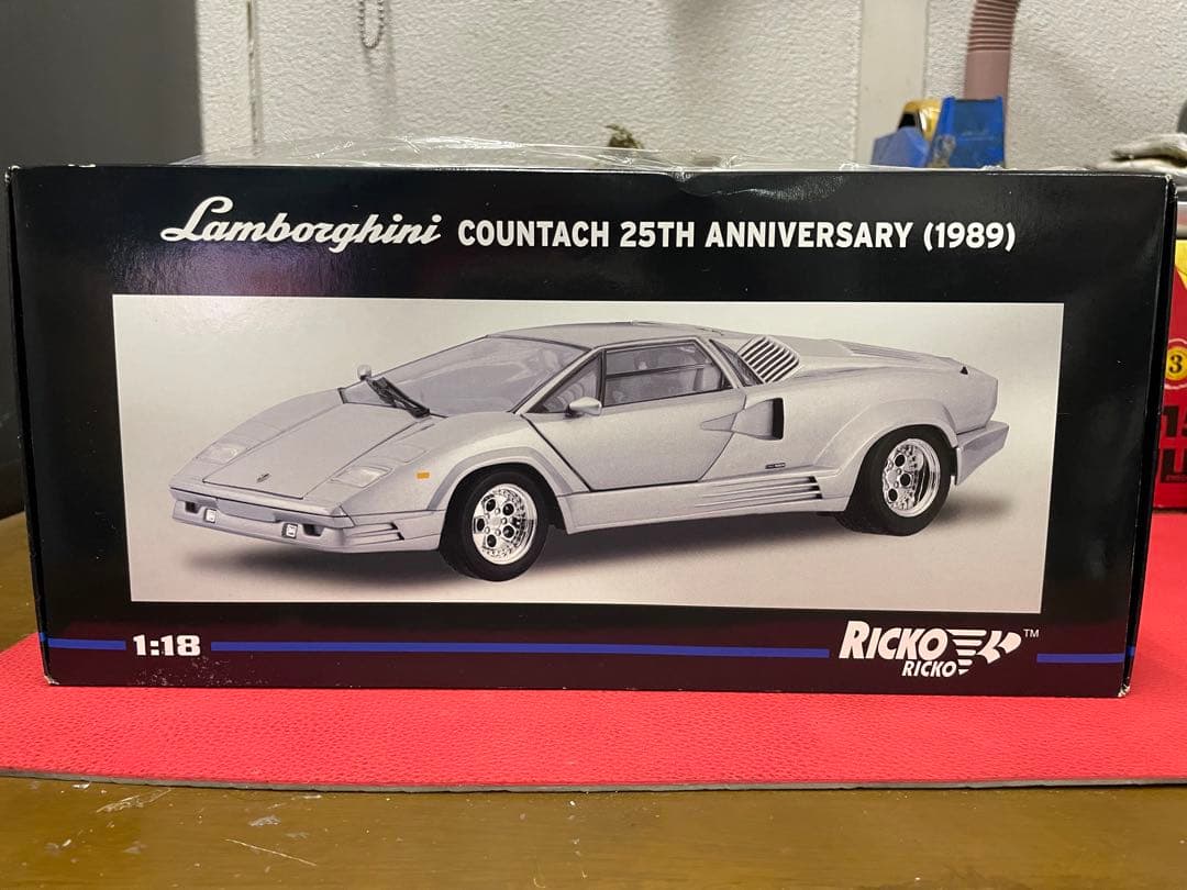 ランボルギーニ　カウンタック25thアニバーサリー1989