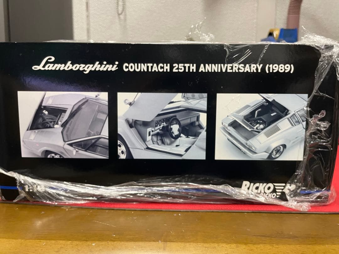 ランボルギーニ　カウンタック25thアニバーサリー1989