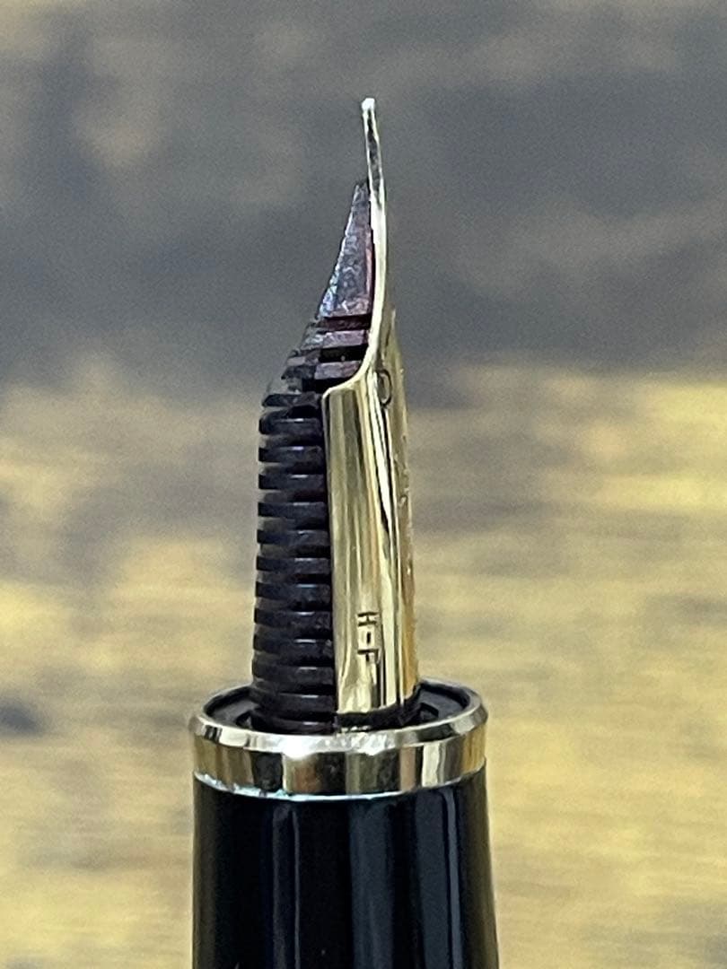 旧型ニブ　ホワイトゴールド　F プロフィット 21 セーラー　万年筆 21k