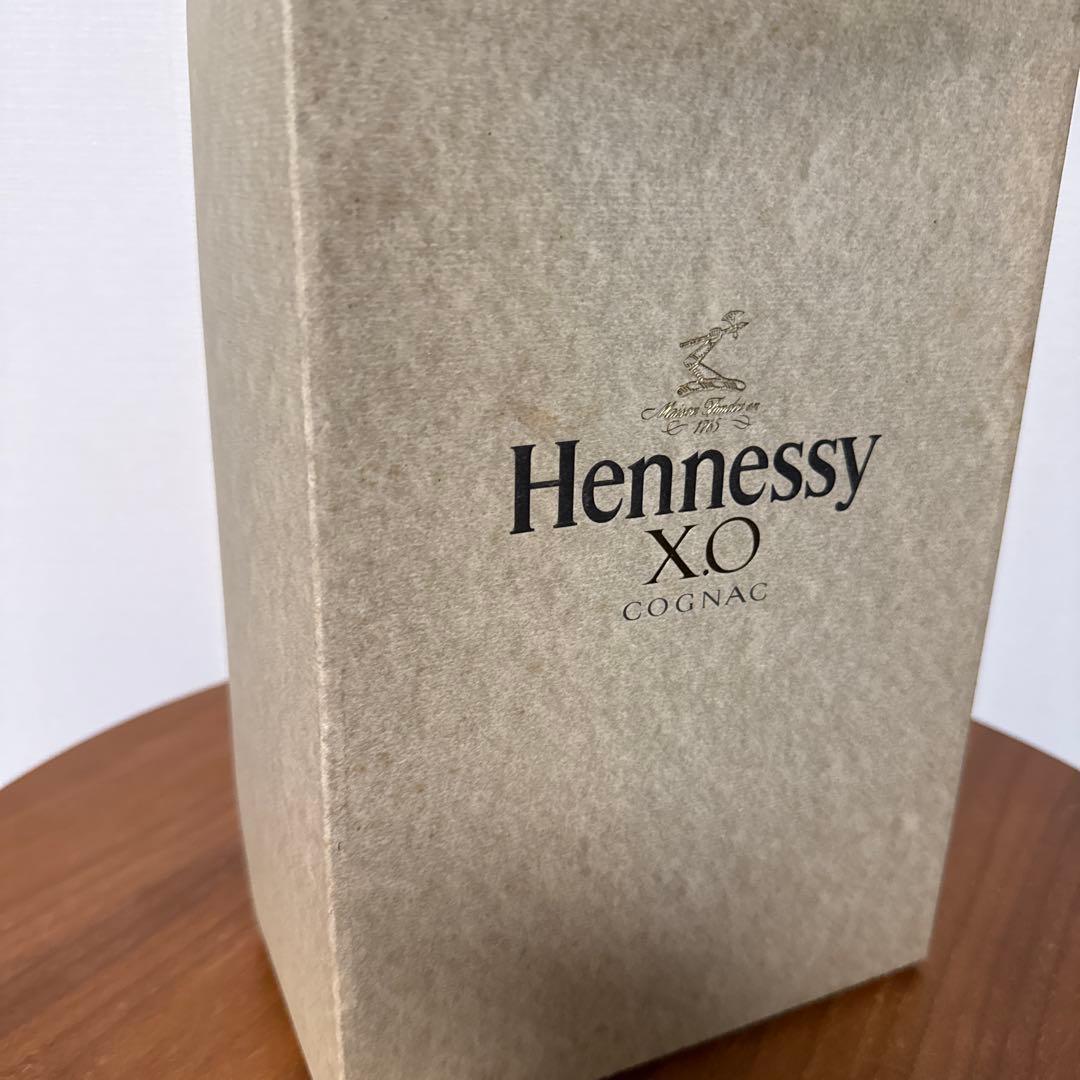 【未開栓・箱付】ヘネシー XO 金キャップ クリアボトル 700ml 古酒
