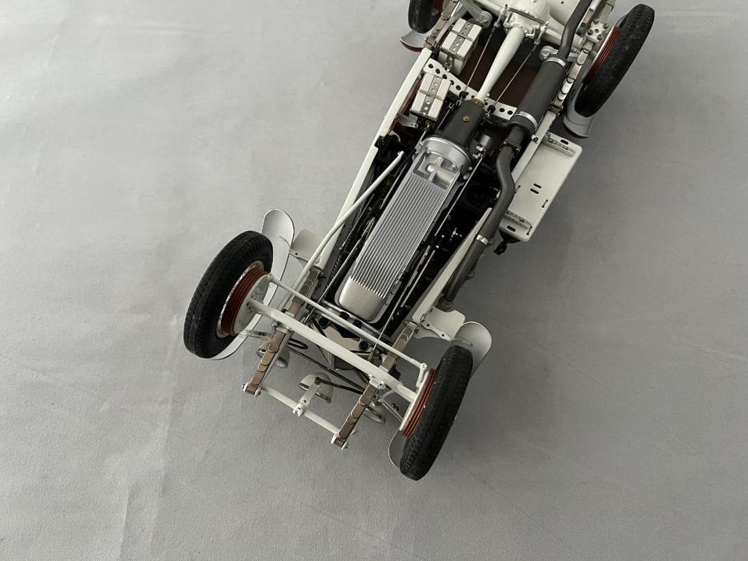 CMC 1/18 メルセデスベンツ SSKLミッレ.ミリア 1931