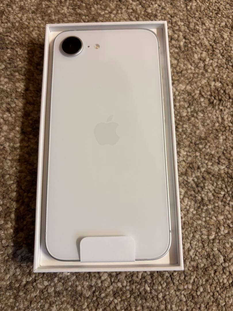 新品、未使用Apple iPhone 16e 128GB ホワイト