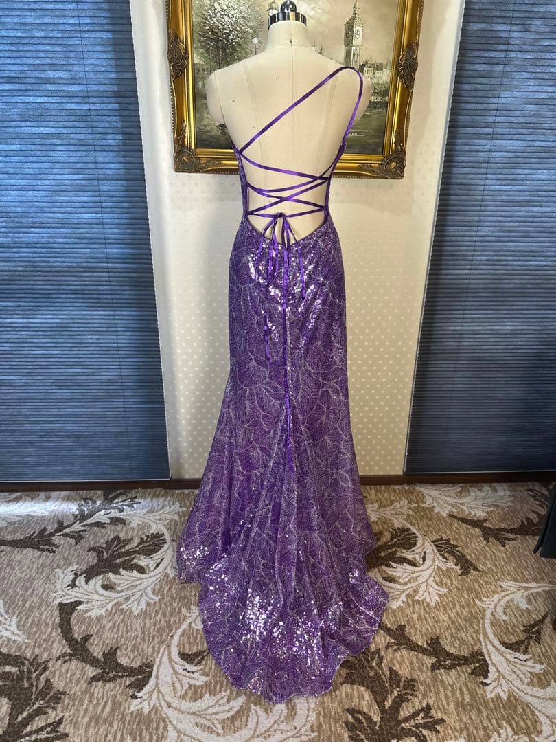 紫色 スパンコール 片肩ドレス