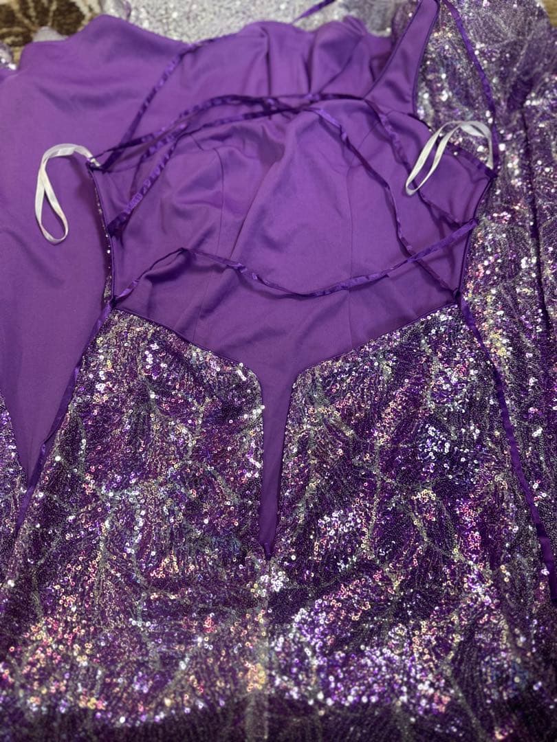 紫色 スパンコール 片肩ドレス