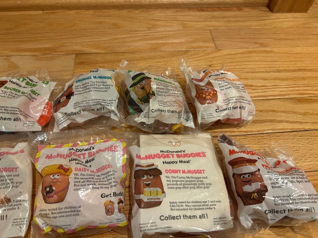 マクドナルド　ミートトイ　ナゲットバディーズ　11種類　フィギュア　新品未使用