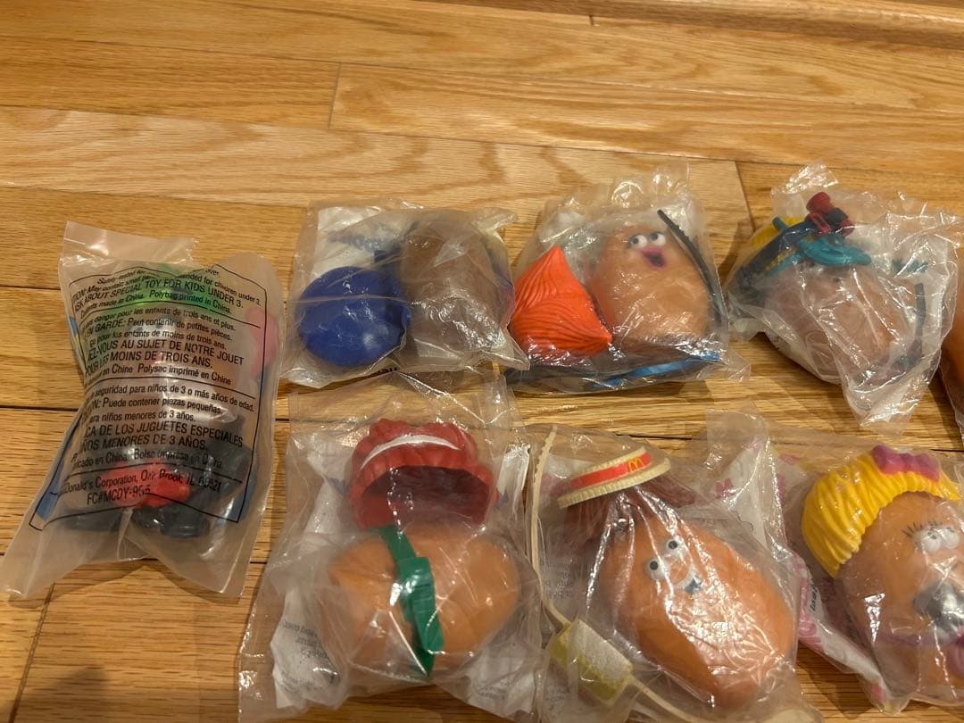 マクドナルド　ミートトイ　ナゲットバディーズ　11種類　フィギュア　新品未使用