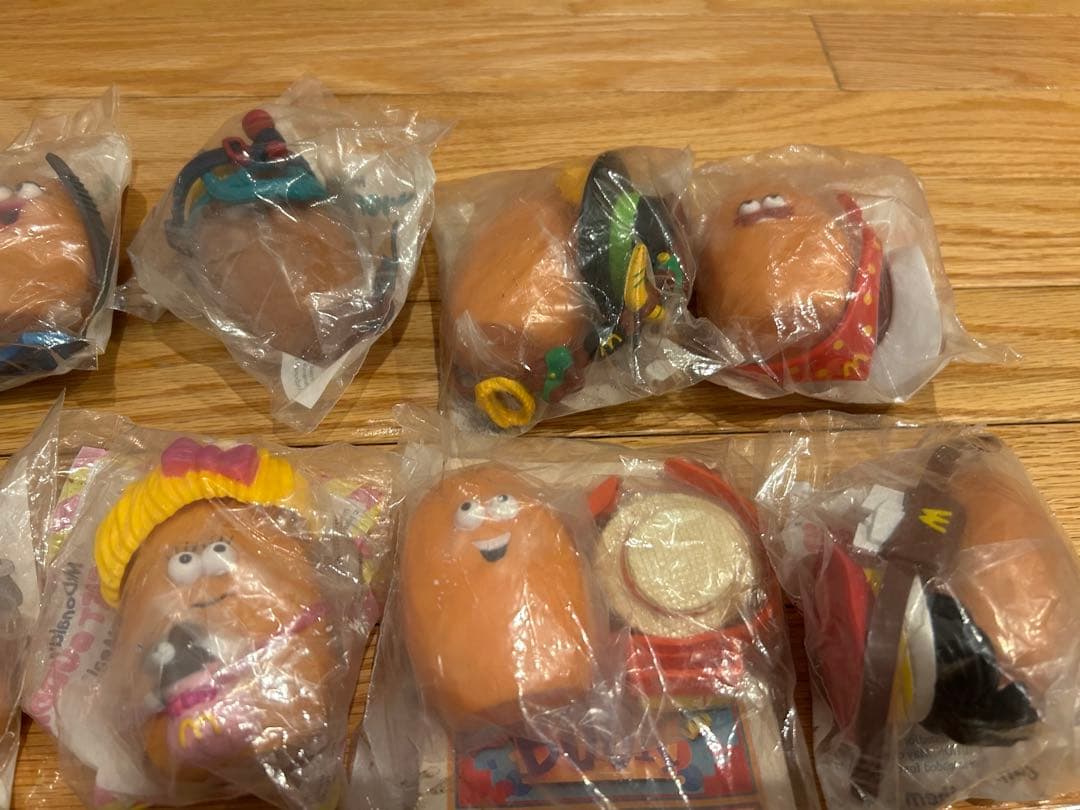 マクドナルド　ミートトイ　ナゲットバディーズ　11種類　フィギュア　新品未使用