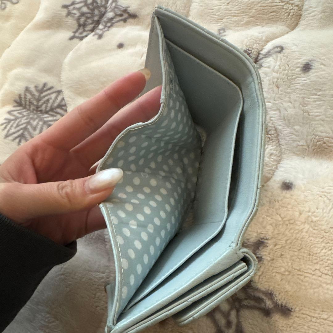 水色 キルティング 三つ折り財布