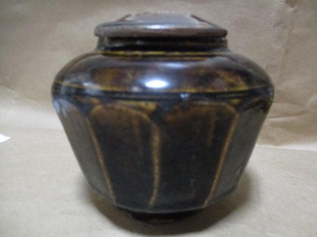 李朝　飴釉面取り小壺　S11-1