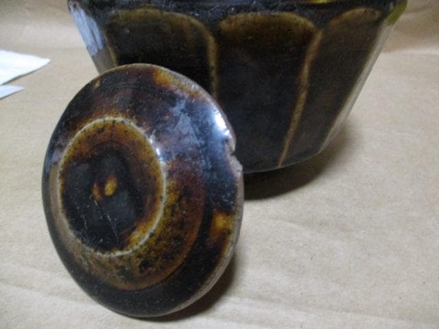 李朝　飴釉面取り小壺　S11-1