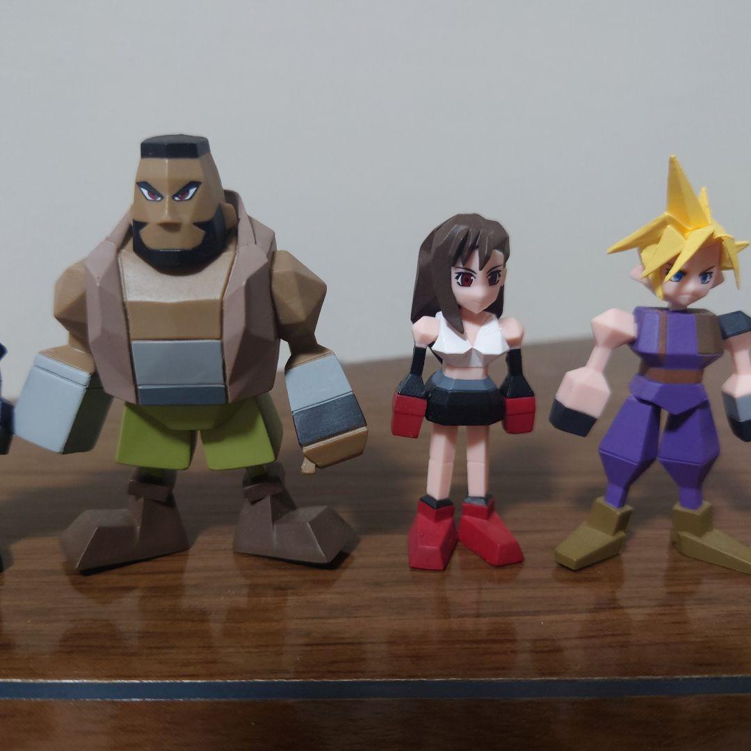 ファイナルファンタジー7 シークレット クラウド 女装 ミニフィギュア含む全種類