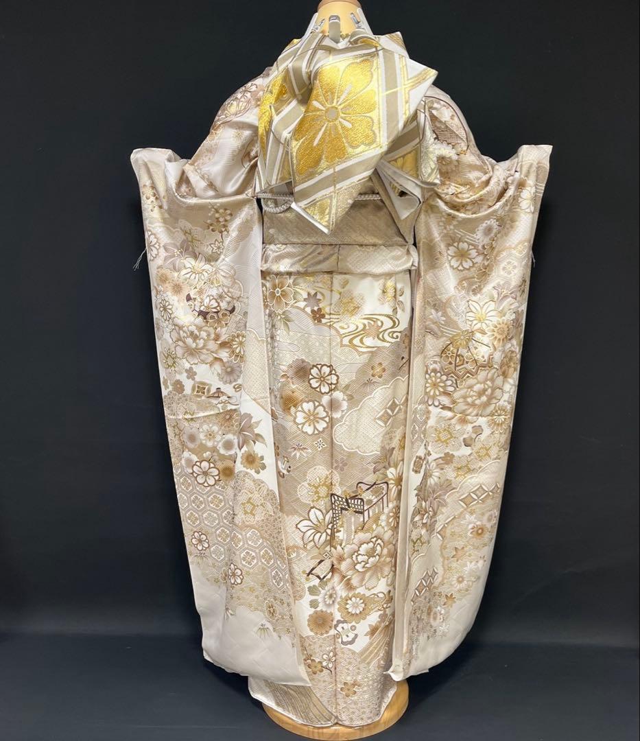 くすみ系ベージュの上品な古典振袖フルセット