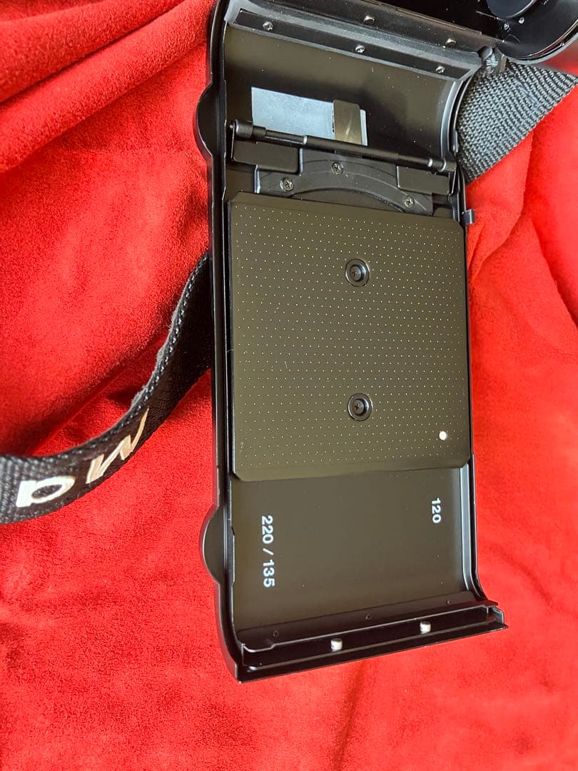 マ*ラ様 New Mamiya6MFボディ、レンズ２本、ストロボなど