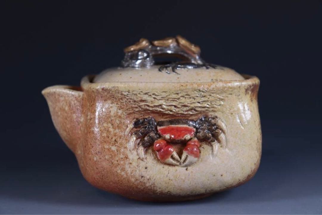 Taka　白備前焼　森脇弘行　彩色細工　手造四方宝瓶　霊芝に蟹