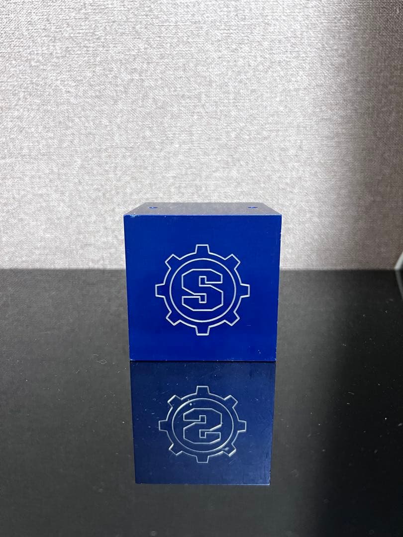 STARLINGEARアルミディスプレイ