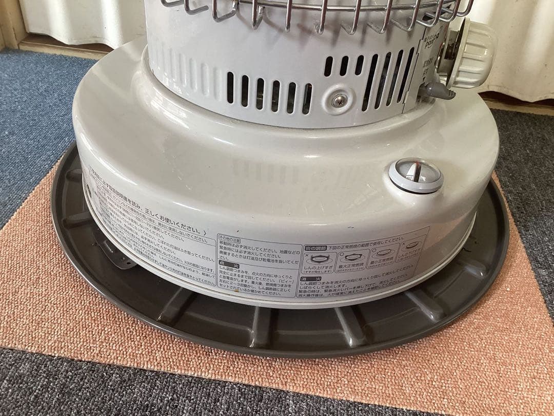 TOYOTOMI 灯油ストーブ　KS-67F